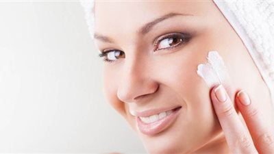 روتين العناية ببشرتك خلال شهر رمضان.. لترطيبها وتفتيحها