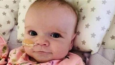 طفلة بريطانية مريضة بالقلب تهزم كورونا | صور