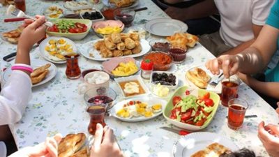 كيف تتناول وجبات متوازنة صحياً في رمضان؟
