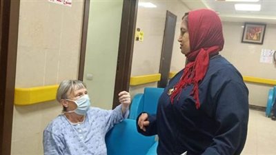 9 متعافين من فيروس كورونا يغادرون مستشفى العزل بإسنا خلال يومين