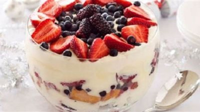 طريقة تحضير سلطة الفاكهة بالتشيز كيك | فيديو