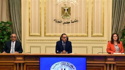 هالة السعيد: 4.2% معدل نمو الاقتصاد القومي.. والأفضل في المنطقة | صور