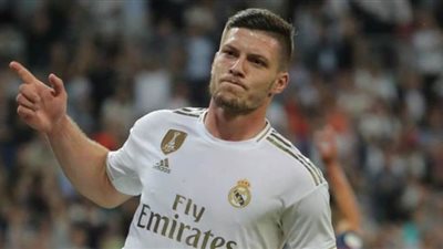 نابولي يرفض إتمام صفقة تبادلية مع ريال مدريد ويصر على ضم يوفيتش