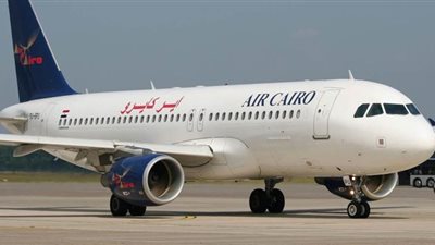 مطار مرسى علم يستقبل 141 مصريا من العالقين في ألمانيا