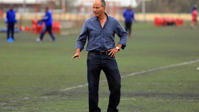 مبروك يجهز قائمة بالمميزين في قطاع ناشئي الأهلي