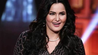 بيان من النائب العام بتفاصيل قضية سما المصري: تلقينا شكاوى بنشرها صورا تخدش الحياء.. والمتهمة تنفي وتتهم الإخوان بتشويه صورتها