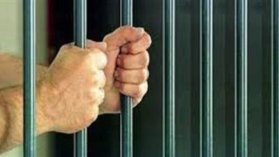 ضبط عاطلين بحوزتهما ربع كليو هيروين في مدينة بدر