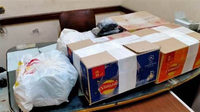 ضبط أدوية فاسدة داخل عيادة طبيب وسيارته في الشرقية | صور