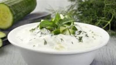للسحور.. طريقة عمل سلطة الزبادي بالخيار | فيديو