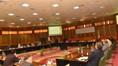 ملامح استكمال العام وإجراء امتحانات نهاية العام على رأس اجتماع مجلس جامعة أسيوط