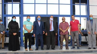 فريق جامعة جنوب الوادي الطبي الثاني يشارك في أعمال مواجهة كورونا بعزل إسنا