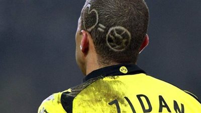 بوروسيا دورتموند يضرب المثل بمحمد زيدان في حب كرة القدم