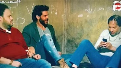 يوسف وخليل في الحجز و