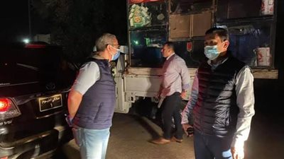 جولة ليلية لمحافظ الفيوم لمتابعة التزام المواطنين والمنشآت التجارية بقرار الحظر