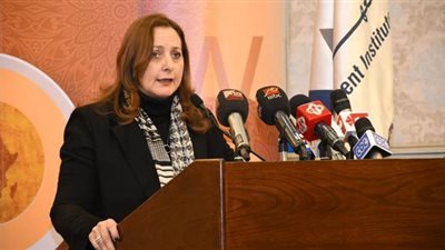 إطلاق أولى الندوات عبر الإنترنت لخريجات برنامج تدريب القيادات النسائية الأفريقية