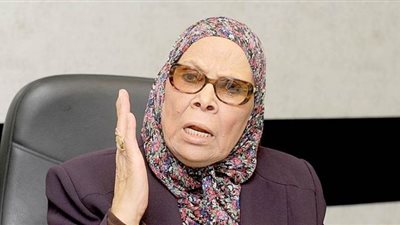 آمنة نصير تطالب بالتصدى لبرامج الإثارة والإسفاف ومحاسبة كل من يسيء للوطن