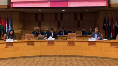 منظمة الصحة العالمية: ٦ تطعيمات تحت التجارب السريرية لعلاج كورونا.. وتحذر: تخفيف إجراءات التباعد الاجتماعي تتسبب في موجة ثانية من المرض | صور