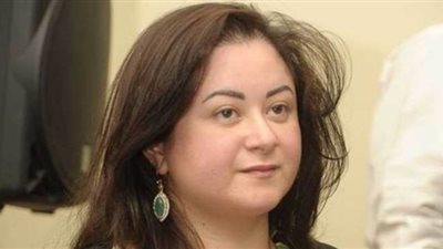 مي نور الشريف توجه رسالة مؤثرة لوالدها الراحل في ذكرى ميلاده