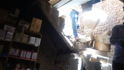 ضبط مخزن أدوية غير مصرح بتداولها داخل منزل من الطوب اللبن بأسيوط | صور