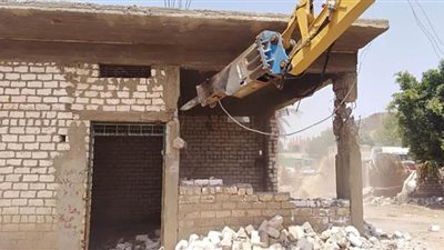 محافظ أسيوط: استمرار حملات إزالة مخالفات البناء