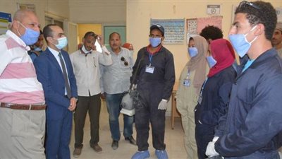 نائب محافظ سوهاج يتفقد مشروعات 