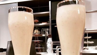 لسحور صحي.. طريقة عمل الزبادي بالخوخ | فيديو