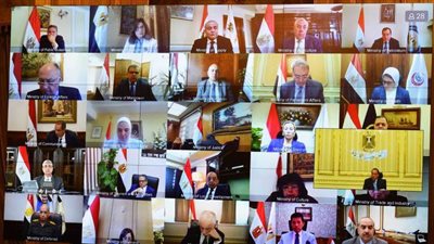 تفاصيل اجتماع مجلس الوزراء.. مدبولي: برنامج صندوق النقد لن يتسبب في ارتفاع أسعار السلع والخدمات.. وتطبيق إجراءات للتعايش مع أزمة كورونا