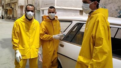 فرق الطب الوقائي تتابع حالات المخالطين في 5 مناطق بقنا