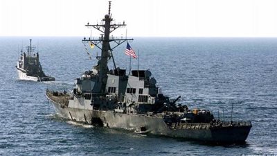 الحرس الثوري يكشف عن سقوط قتلى باصطدامات بحرية في الخليج بينهم مدمرة أمريكية