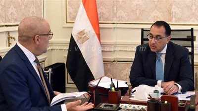 رئيس الوزراء يتابع الموقف التنفيذي لمشروعات وزارة الإسكان