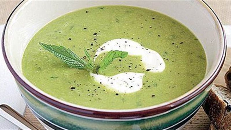 شوربة كوسة بالنعناع