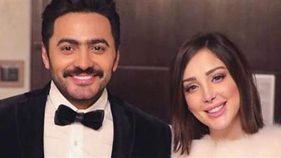 زوجة تامر حسني تعود للغناء من جديد بـ 