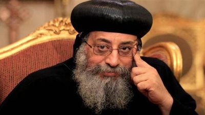 بحضور 6 أفراد والكاهن.. تفاصيل السماح بإكليل الزواج في الكنائس