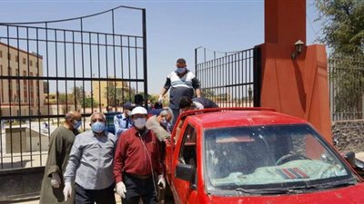 نقابة المعلمين بملوي تقدم مساعدات لمستشفى العزل