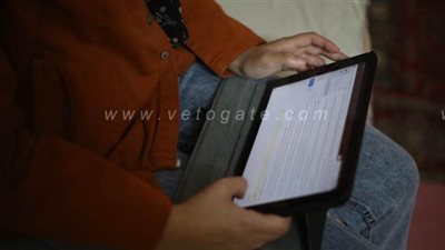 طالبة بالصف الثاني الثانوي: الامتحانات بالمدرسة أفضل من المنزل | فيديو