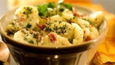 طريقة عمل سلطة البطاطس المتبلة بالهريسة| فيديو