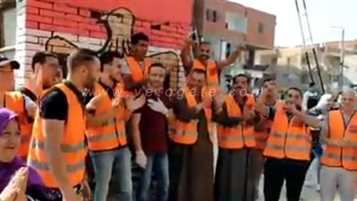 استقبال متعافي من كورونا بالتصفيق في شبين القناطر | صور