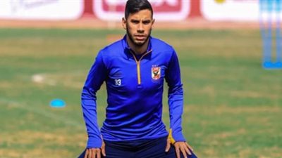 الأهلي يرهن عودة ناصر ماهر بصفقة المركز رقم 10