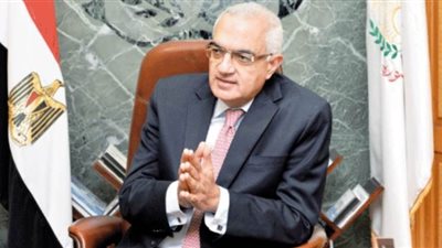 جامعة المنصورة تنفي إصابة رئيسها بفيروس كورونا: شائعات مغرضة