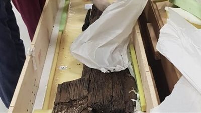 المتحف المصري الكبير يستقبل ٤٢ قطعة خشبية من مركب خوفو الثانية