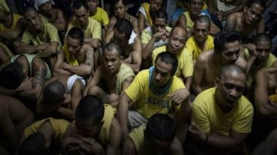 الفلبين تفرج عن 10 آلاف سجين بسبب كورونا