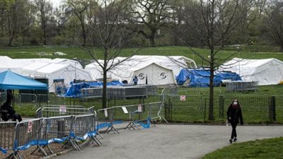 إغلاق مستشفى ميداني بنيويورك مع تراجع إصابات كورونا