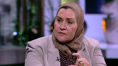 عبلة الهواري تطالب بالتصدي لصفحات سوشيال تمارس النصب باسم تحاليل كورونا