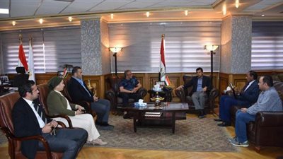 وزير الرياضة يناقش تصور عودة الدوري والمخالفات مع اللجنة الخماسية لاتحاد الكرة