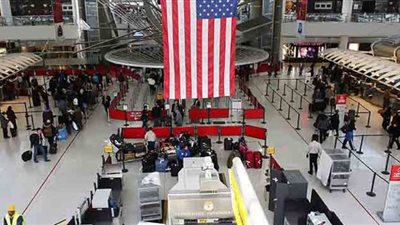 رفع حالة الطوارئ وإغلاق مطار أمريكي بسبب طائرة شحن صينية