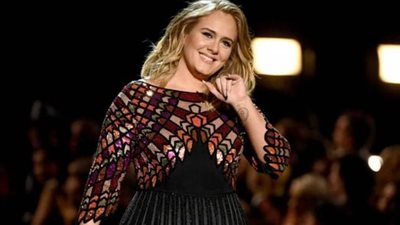 أديل تشوق جمهورها بصورة جديدة.. وتؤكد صدور ألبومها الجديد قريبا