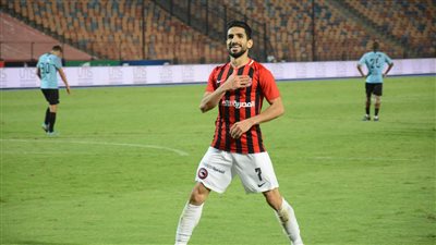 محمد فاروق يحرز الهدف الرابع لفيوتشر أمام غزل المحلة في نهائي كأس الرابطة | صور