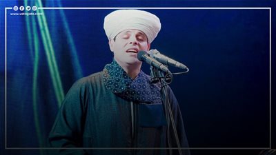 محمود التهامي يكبر تكبيرات عيد الأضحى المبارك على الهواء | فيديو