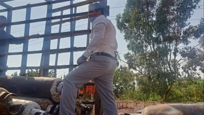 تموين القنطرة شرق بالإسماعيلية يلاحق المتلاعبين بأسعار أسطوانات البوتاجاز | صور 