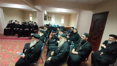 الأنبا مارتيروس يترأس مؤتمر كهنة قطاع شرق السكة الحديد